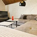 Uebernachten Im Cafe Restaurant Vedder ホテル