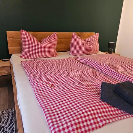 호텔 Uebernachten Im Cafe Restaurant Vedder