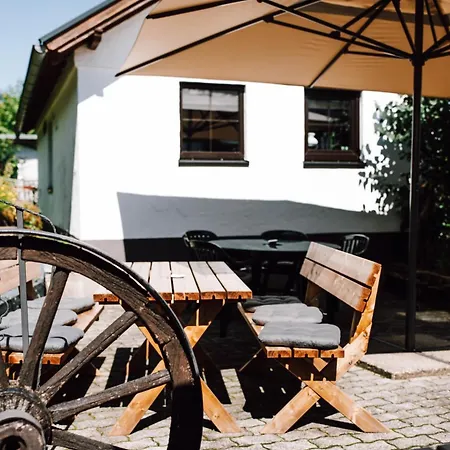 Hotel Uebernachten Im Cafe Restaurant Vedder 3*