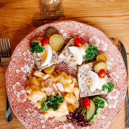 Uebernachten Im Cafe Restaurant Vedder Отель